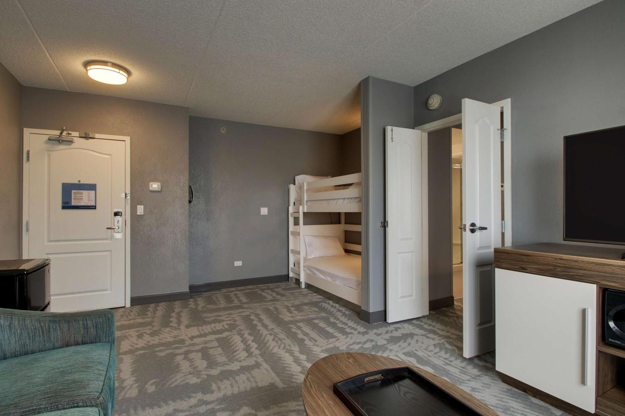 Hampton Inn & Suites Chicago/Aurora Exterior foto